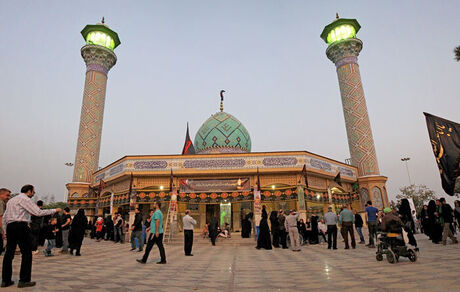 8000 بقعه متبرکه داریم/ بقاع متبرکه به قطب های فرهنگی تبدیل می‌شوند