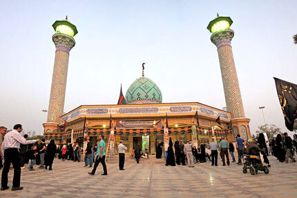 8000 بقعه متبرکه داریم/ بقاع متبرکه به قطب های فرهنگی تبدیل می‌شوند