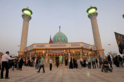 8000 بقعه متبرکه داریم/ بقاع متبرکه به قطب های فرهنگی تبدیل می‌شوند