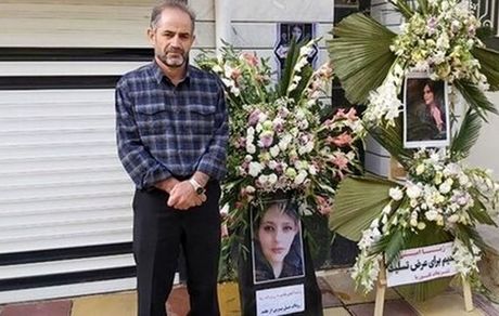 خبرگزاری رسمی دولت: پدر مهسا امینی بازداشت نشده است