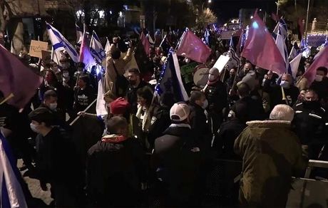 هزاران اسرائیلی خواستار برکناری نتانیاهو