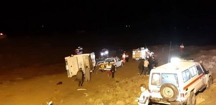 واژگونی اتوبوسی با ۴۹ مسافر در بیرجند