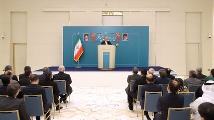 خیلی مسخره است، رژیمی همه هویت ۷۰ ساله‌اش جنایت است بخواهد به ملت ایران با تمدن چندین هزار ساله رهنمود دهد