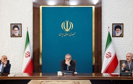 تاکید رئیس جمهور بر خرید یکجا و کلی پنل‌های خورشیدی