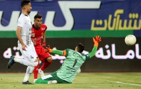 چهارمین قهرمانی متوالی سرخ‌پوشان در سوپرجام/ زور تراکتور به پرسپولیس نرسید / وزیر ورزش نظاره گر قهرمانی