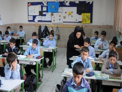 حق‌الزحمه معلمان مدارس غیردولتی کامل پرداخت می‌شود