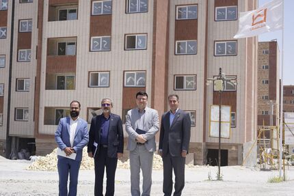 جدیت بانک مسکن در اجرای طرح نهضت ملی مسکن / تا بهره برداری کامل پروژه ها در کنار متقاضیان هستیم