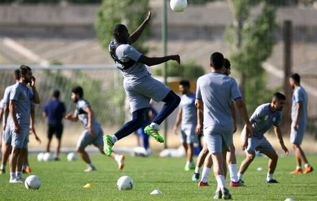 دیاباته و اسماعیلی از لیست استقلال خط خوردند