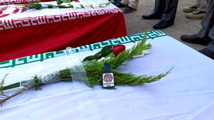 پیکر ۴۳ شهید گلگون کفن به کشور بازگشت