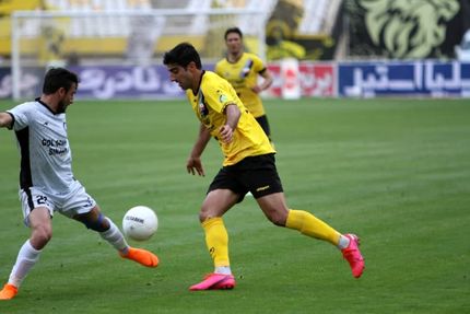 شاگرد، درس فوتبال به ژنرال داد / سپاهان ول کن پرسپولیس نیست