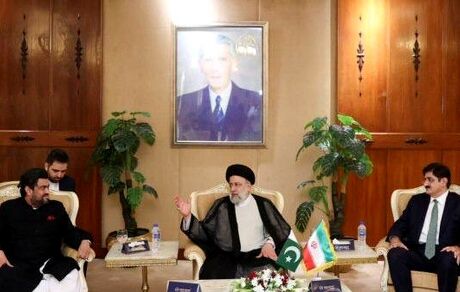 توسعه همکاری با کشورهای همسایه و مسلمان بویژه پاکستان از اولویت‌های سیاست خارجی جمهوری اسلامی ایران است