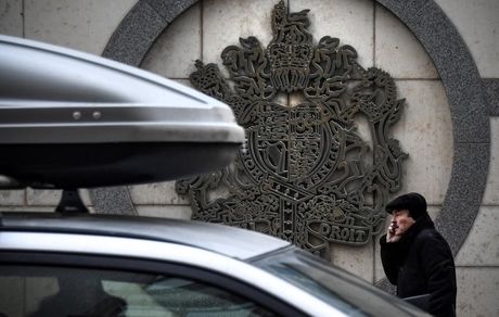 درخواست ام‌آی‌۶: مردم روسیه برای بریتانیا جاسوسی کنند