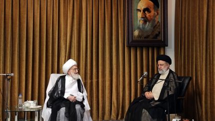 دولت تلاش کرده با اقدام و عمل توطئه‌های دشمن برای ایجاد ناامیدی در جامعه را خنثی کند