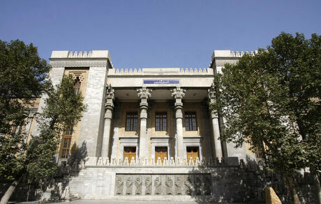 ایران، کاردار انگلیس را احضار کرد