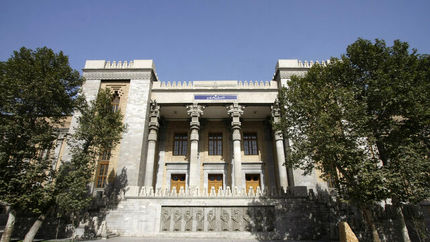 ایران، کاردار انگلیس را احضار کرد