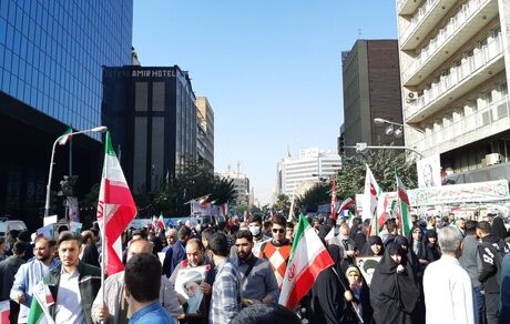 قطعنامه پایانی راهپیمایی سراسری یوم الله ۱۳ آبان ۱۴۰۱ خوانده شد