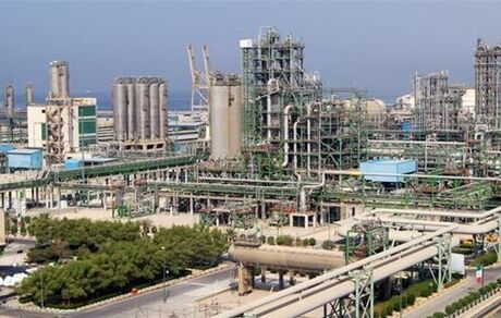 انعقاد قرارداد کارگران پتروشیمی مهر با پتروشیمی جم در هفته آینده
