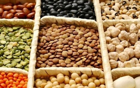 واردات حبوبات دچار مشکلات جدی است