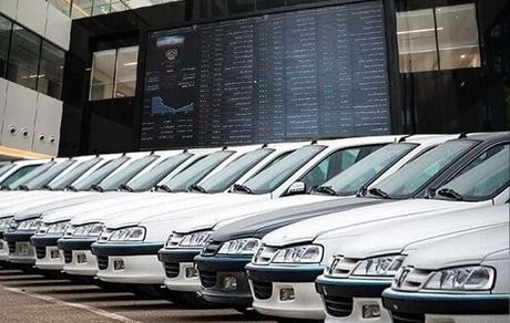 خودرو تخت گاز در حال گران شد / رانا به ۳۸۰، پژو پارس به ۴۶۰ و پراید به ۲۰۶ میلیون رسیدند