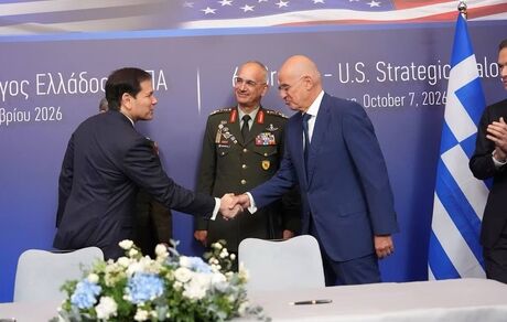 موافقت یونان با قرارداد تسلیحاتی ۴ میلیارد دلاری با آمریکا 