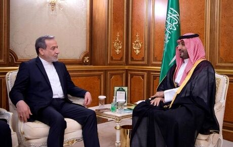دیدار و رایزنی عراقچی با بن سلمان