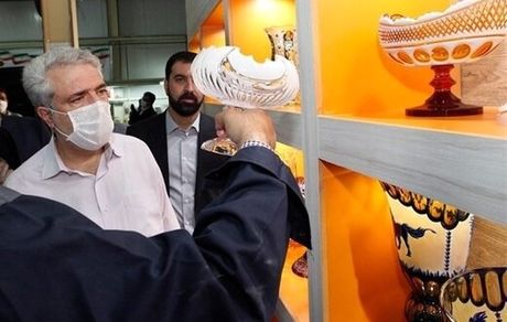 وزیر میراث فرهنگی: تهران بازار متمرکز صنایع‌دستی لازم دارد