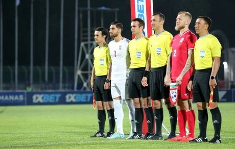 سرمربی قرقیزستان: فکر می‌کنم سرمربی ایران برای انتخاب ترکیب اصلی، سردرد می‌گیرد!
