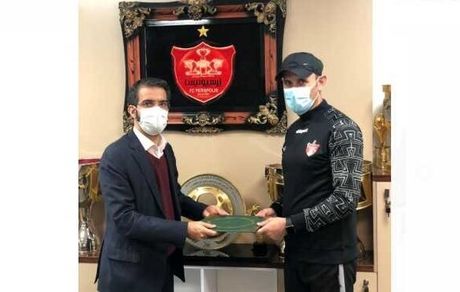 قرارداد گل‌محمدی با پرسپولیس تمدید شد