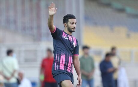 نعمتی بعد از ۶ فصل از پرسپولیس جدا شد
