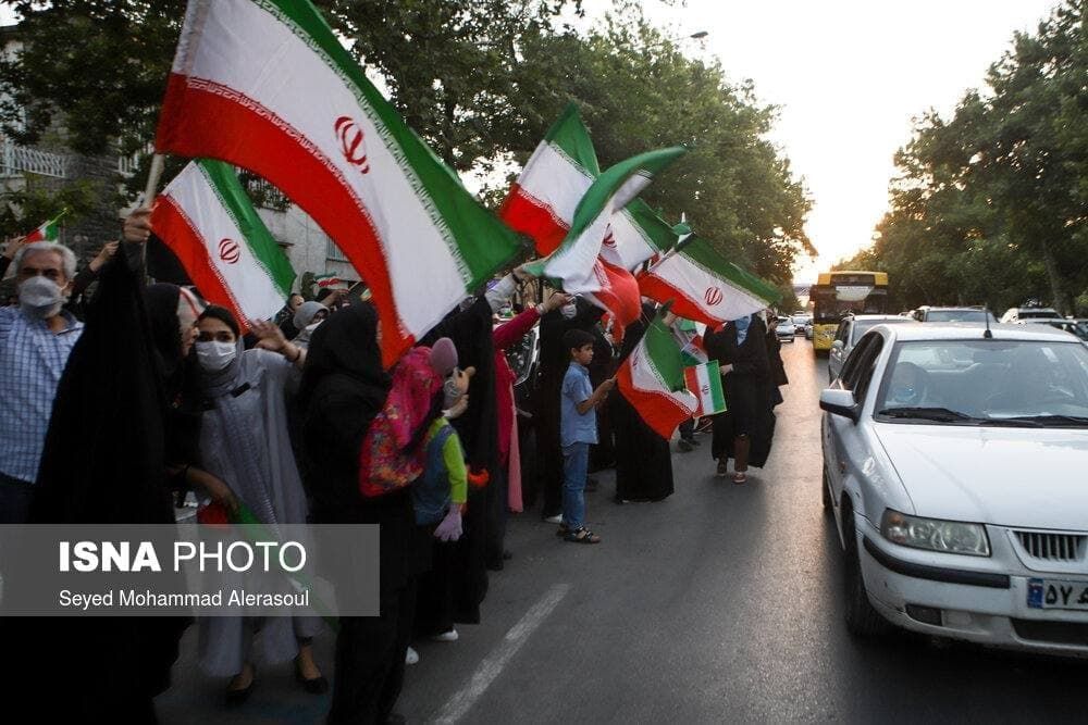 جشن پیروزی طرفداران سیدابراهیم رئیسی در قم، تهران و مشهد
