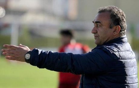 واکنش علی دایی به درگذشت سرمربی مشهور فوتبال با موضوع واکسن کرونا