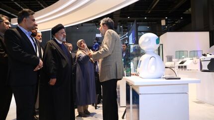 رییس جمهور از خانه نوآوری و فناوری ایران (iHiT) بازدید کرد