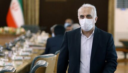 دژپسند: مدیران بورسی متخلف را جریمه‌ نقدی و معاملاتی کردیم