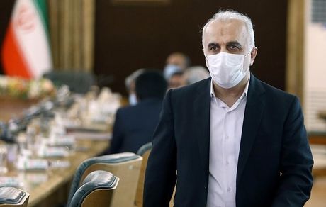 دژپسند: مدیران بورسی متخلف را جریمه‌ نقدی و معاملاتی کردیم