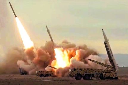 آغاز حملات ایران به سرزمین های اشغالی