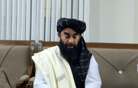 حقوق زنان را در چارچوب قوانین اسلامی رعایت و حفظ خواهیم کرد / اجازه فعالیت القاعده را نخواهیم داد