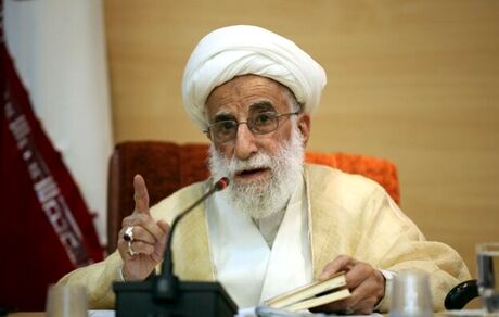 انتقاد آیت‌الله جنتی از مسکوت ماندن طرح اصلاح قانون انتخابات
