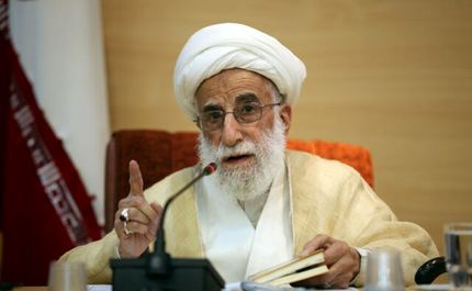 انتقاد آیت‌الله جنتی از مسکوت ماندن طرح اصلاح قانون انتخابات
