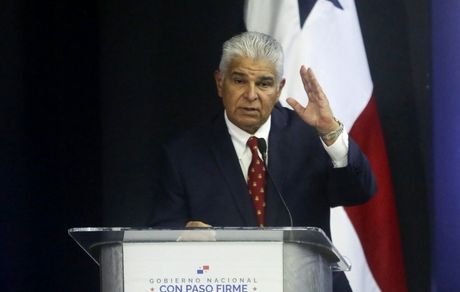 پاناما روابطش با ونزوئلا را تعلیق کرد