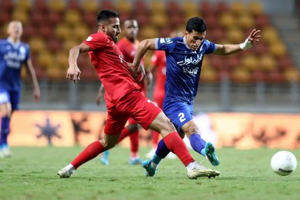 استقلال با شکست فولاد به یک قدمی اولین قهرمانی بعد از یک دهه رسید