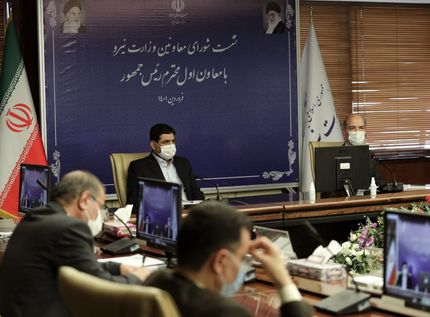 در احداث نیروگاه خودکفا هستیم / تلاش دولت نداشتن خاموشی در تابستان است