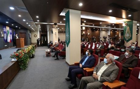 باید ریشه فقر مطلق خشکانده شود