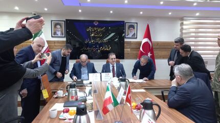 امضای تفاهم‌نامه مشترک بین ارومیه و حکاری ترکیه