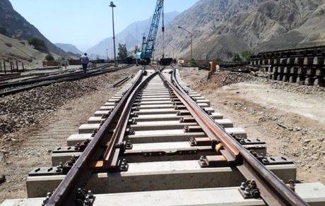 بزودی، راه آهن بستان آباد به خاوران افتتاح می‌شود