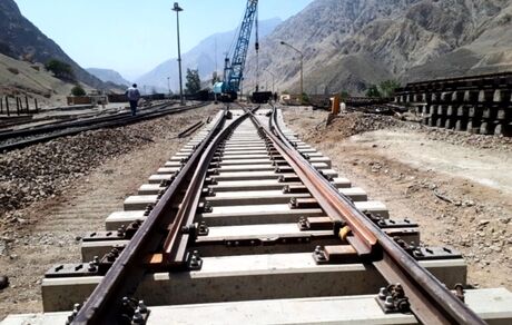بزودی، راه آهن بستان آباد به خاوران افتتاح می‌شود