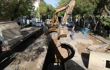 حل مشکل آب میدان قدس تهران تا ساعت ۱۵ امروز 