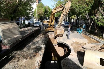 حل مشکل آب میدان قدس تهران تا ساعت ۱۵ امروز 