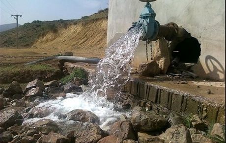 مشکل آب در مشهد جدی است / مردم مصرف را نصف کنند