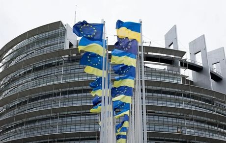 تصویب وام ۹۰ میلیارد یورویی اتحادیه اروپا برای اوکراین