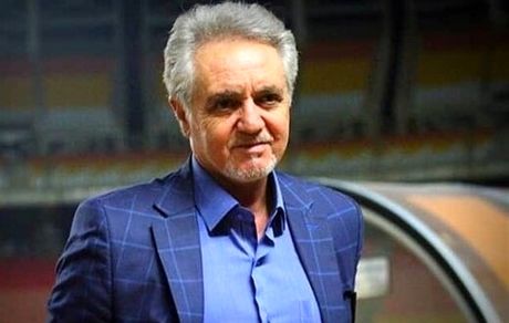 اشتباه عجیب مدیرعامل سپاهان روی خط زنده رادیو